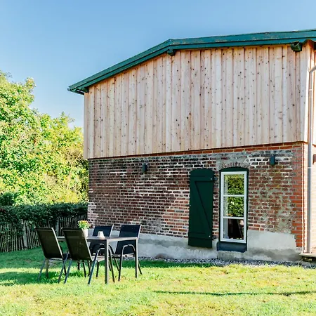 Hanna - Naturnah & Hyggelig Mit Kaminofen